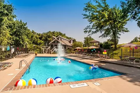 7909 N Granby Ave #515, Kansas City, MO 64151