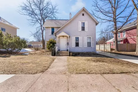 709 Iowa St #709 IOWA ST, Cedar Falls, IA 50613