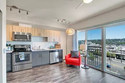 1516 NW 51st St #501, Seattle, WA 98107