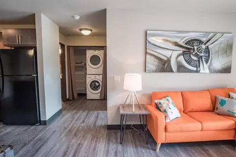 2418 Winnebago St #412, Madison, WI 53704