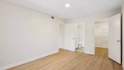 440 Dixon Landing Rd #R202, Milpitas, CA 95035