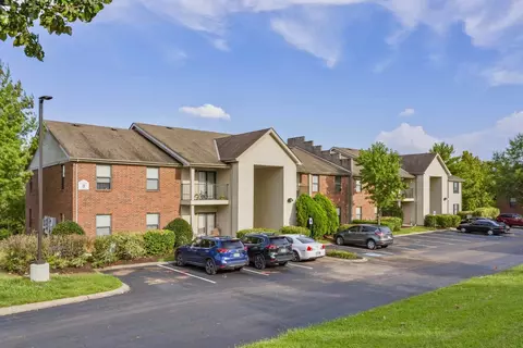 1300 Waterview Cir #1206, Hendersonville, TN 37075