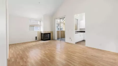 850 Davit Ln #7104, Redwood City, CA 94065