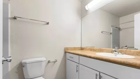 850 Davit Ln #7104, Redwood City, CA 94065