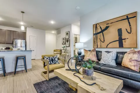2350 E Berry St #3108, Fort Worth, TX 76119
