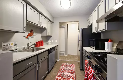 14030 Chestnut Dr #30-308, Eden Prairie, MN 55347