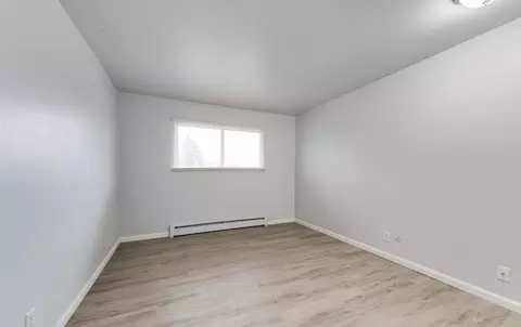 1115 Dorchester Cir #1100 302, Lansing, MI 48910