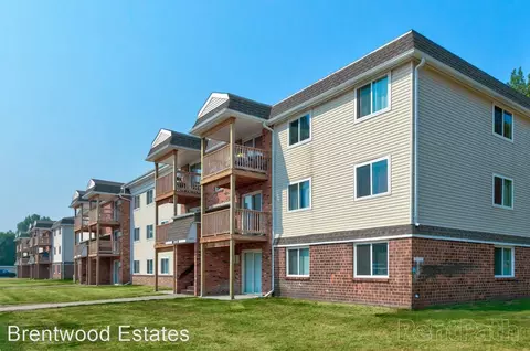 400 17th St NW #318-6, East Grand Forks, MN 56721