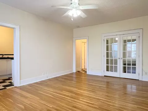2151 NW Johnson St #8, Portland, OR 97210