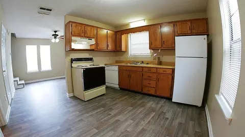 910 Brown Dr #924, Murfreesboro, TN 37130