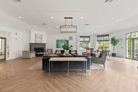 1600 Club Dr #1511, Woodbury, NJ 08096