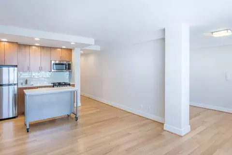 1112 M St NW #0504, Washington, DC 20005