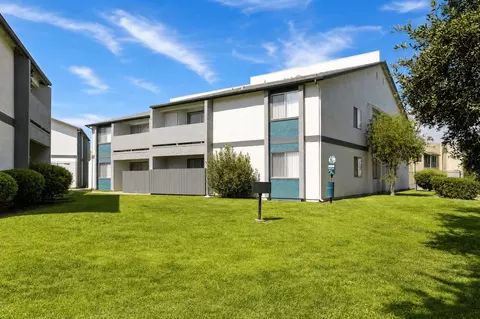 121 N Ramona St #19, Ramona, CA 92065