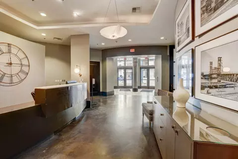 900 NW Lovejoy St #812, Portland, OR 97209