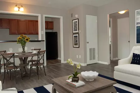 6046 E 21st Street Suite 1b Management #5332-1C, Indianapolis, IN 46219