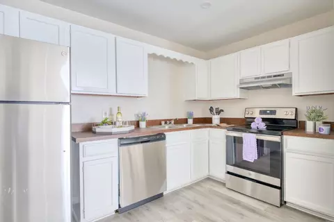 4203 NE 2 Way #303, Gainesville, FL 32609