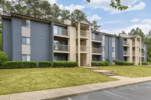5301 Creek Ridge Ln #5321-J, Raleigh, NC 27607