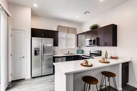3425 E Thomas Rd #1057, Mesa, AZ 85213