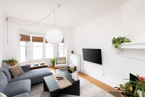 2518 N Farwell Ave #2518 06, Milwaukee, WI 53211