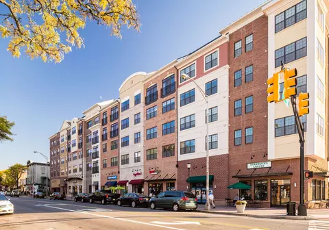 125 W Main St #435, Somerville, NJ 08876