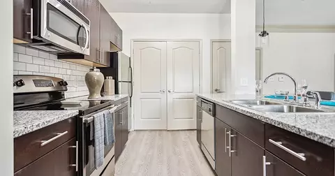 1750 Commerce Dr NW #1519, Atlanta, GA 30318