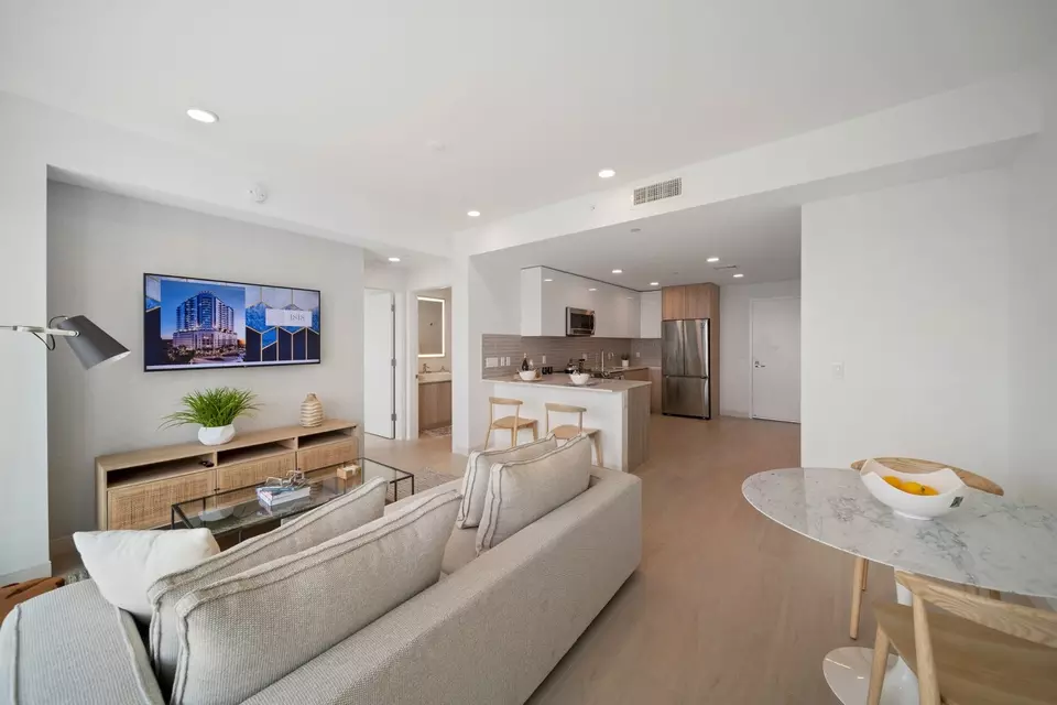  1818 Hollywood Blvd #211, Hollywood, FL 33020 photo 4