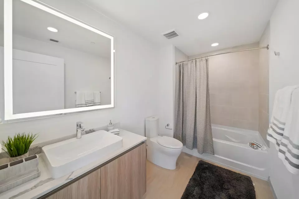  1818 Hollywood Blvd #211, Hollywood, FL 33020 photo 15