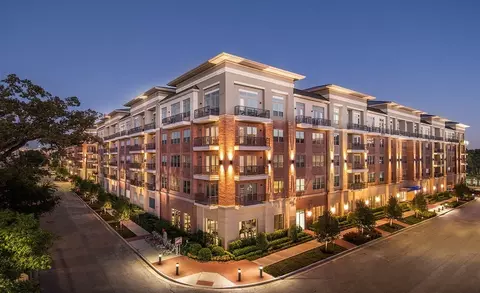 160 Birdsall St #1124, Houston, TX 77007