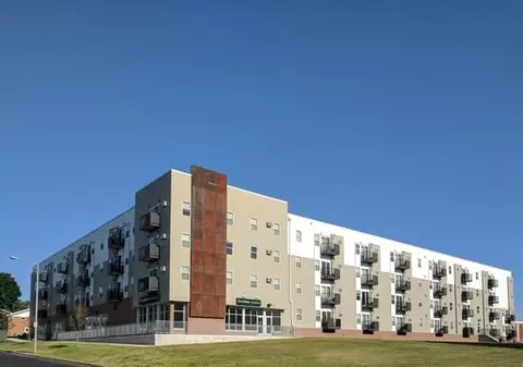721 E Highland Dr, Williston, ND 58801