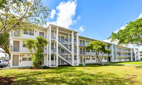 5500 Washington St #B216, Hollywood, FL 33021