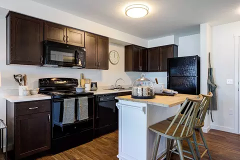 21212 International Blvd #A116, Seatac, WA 98198