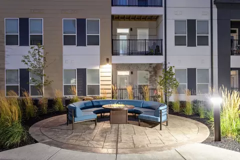 11005 Octave Dr #2206, Zionsville, IN 46077