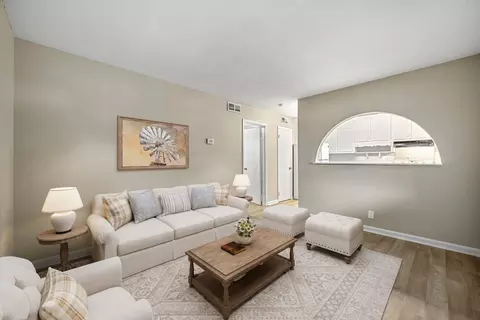 296 Pine St NW UNIT -28, Lilburn, GA 30047