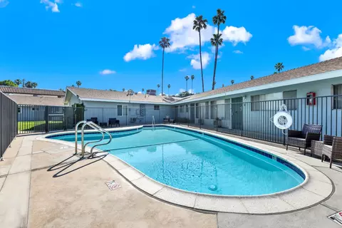 950 Palmbrook Dr #005, Redlands, CA 92373