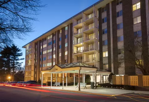 261 Congressional Ln #261-0015, Rockville, MD 20852