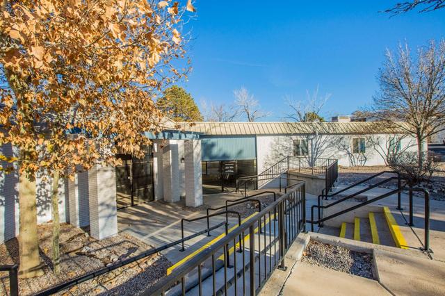 7303 Montgomery Blvd Ne