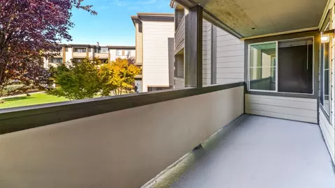6401 Shellmound St #6313, Emeryville, CA 94608