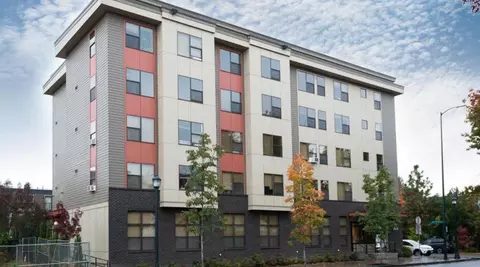 3035 NE Martin Luther King Blvd #206, Portland, OR 97212