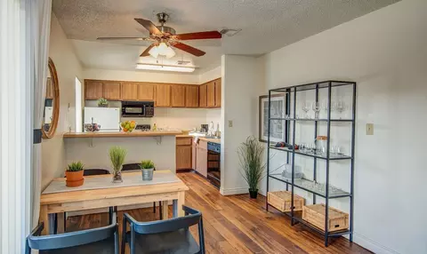 1717 S Dorsey Ln #2017, Tempe, AZ 85281