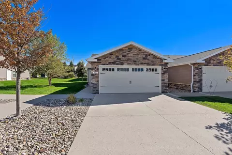 437 Elgin Ln NW #1039, Altoona, IA 50009
