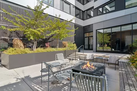 1871 N Flint Ave #313, Portland, OR 97227