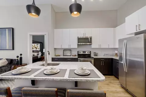 616 Oberlin Rd #536, Raleigh, NC 27605