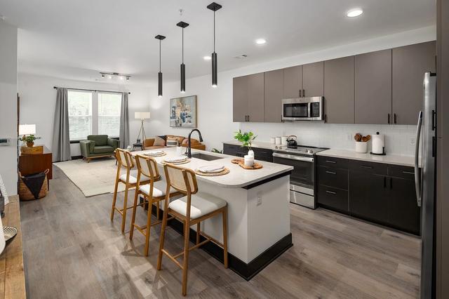 115 Great Circle Rd #446, Nashville, TN 37228