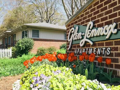 140 Hamilton Rd #M079, Chapel Hill, NC 27514