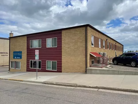 401 Main St S #104, Minot, ND 58701