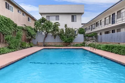 3910 Emerald St #110, Torrance, CA 90503
