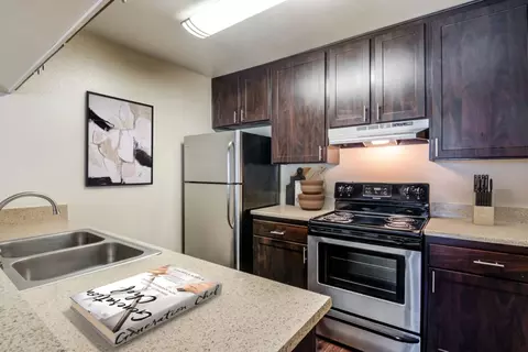 3262 College Pl #98, Lemon Grove, CA 91945