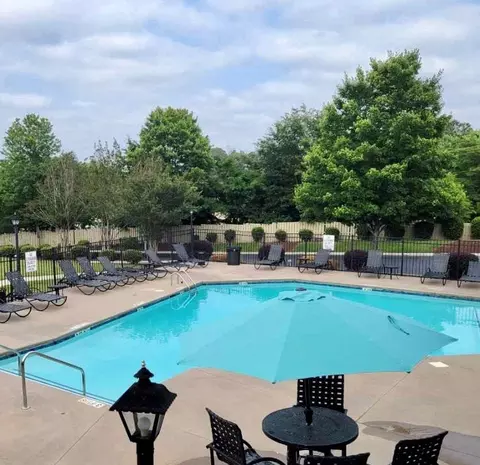2950 E North St #0100J, Greenville, SC 29615