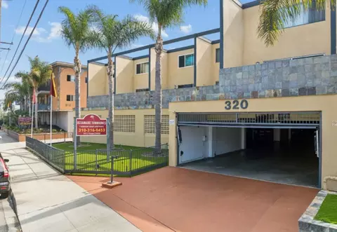 320 S Prospect Ave #320-12, Redondo Beach, CA 90277