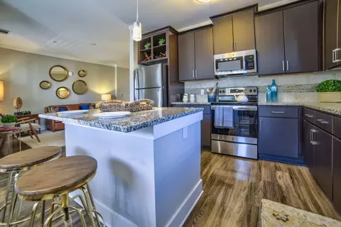 2905 Chastain Meadows Pkwy NW #8306, Marietta, GA 30066